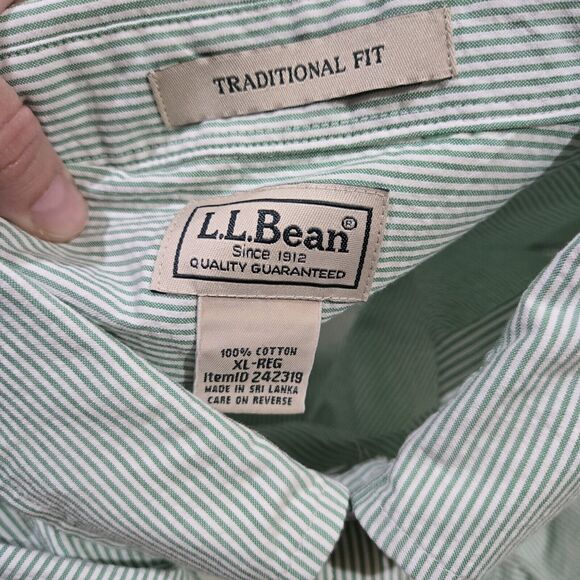 LL Bean Seersucker Striped Shirt Mens Sz XL Button Down Short Sleeves - Picture 3 of 8